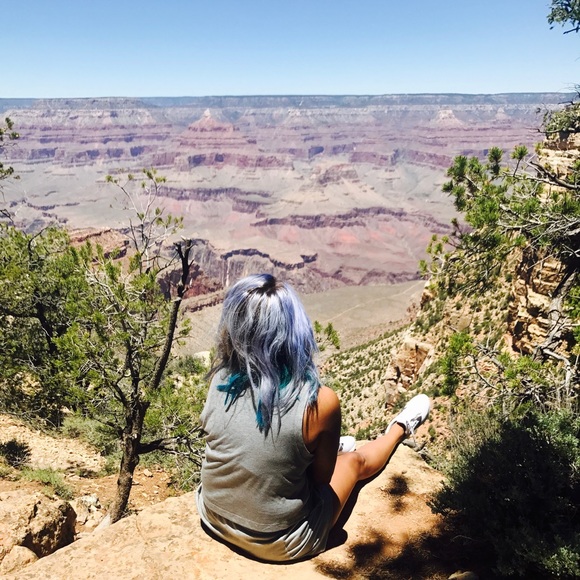 - Your friendly posher Ash - Picture 6 of 10