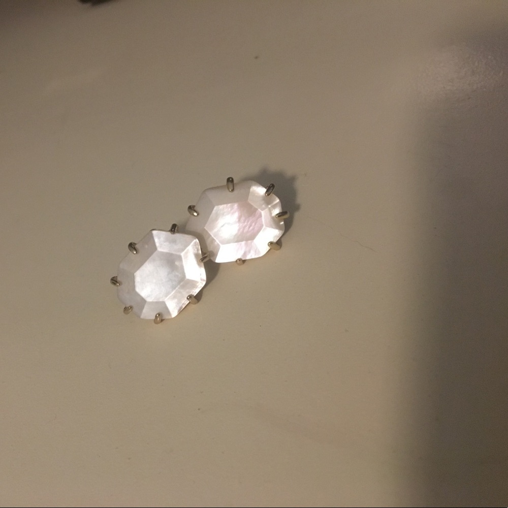 Kendra Scott Ivory Mother of Pearl Morgans