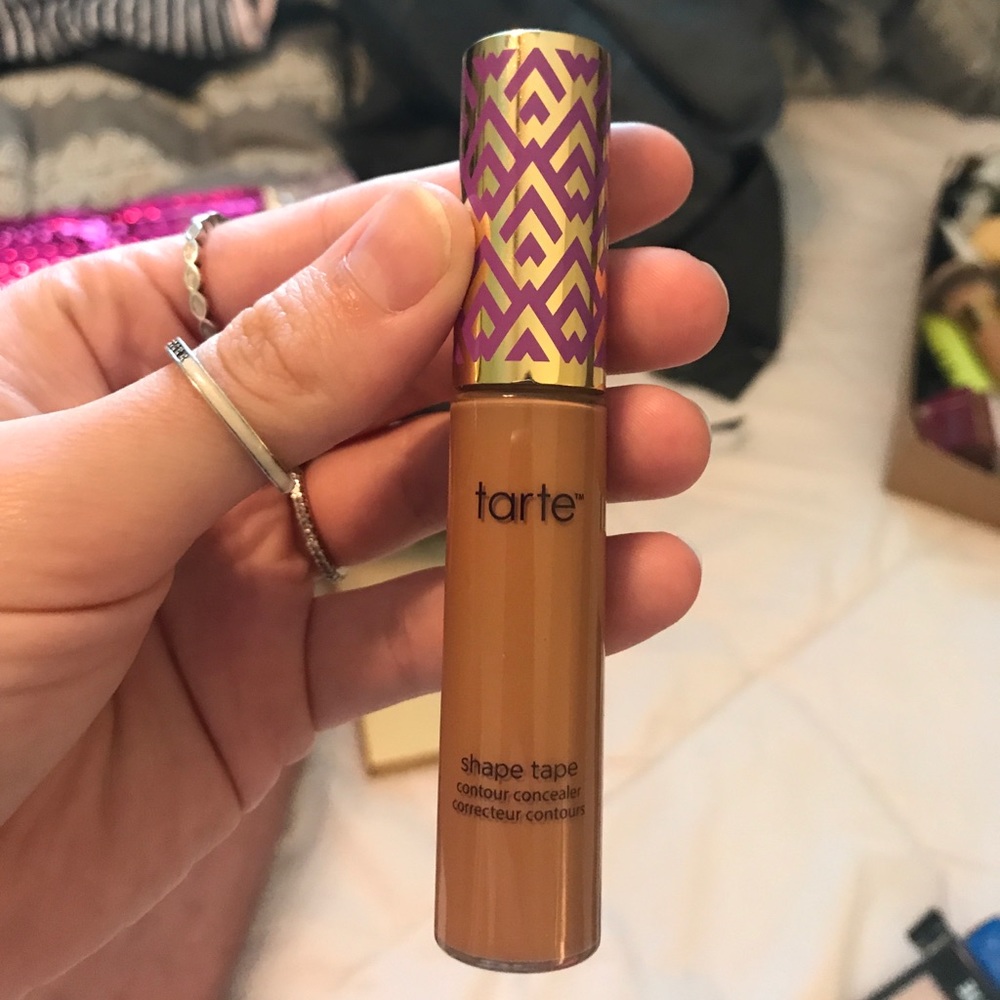 Tarte shape tape contour concealer in shade Deep