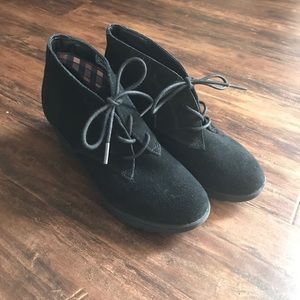White Mountain Irma Black Wedge Heel Bootie 6.5