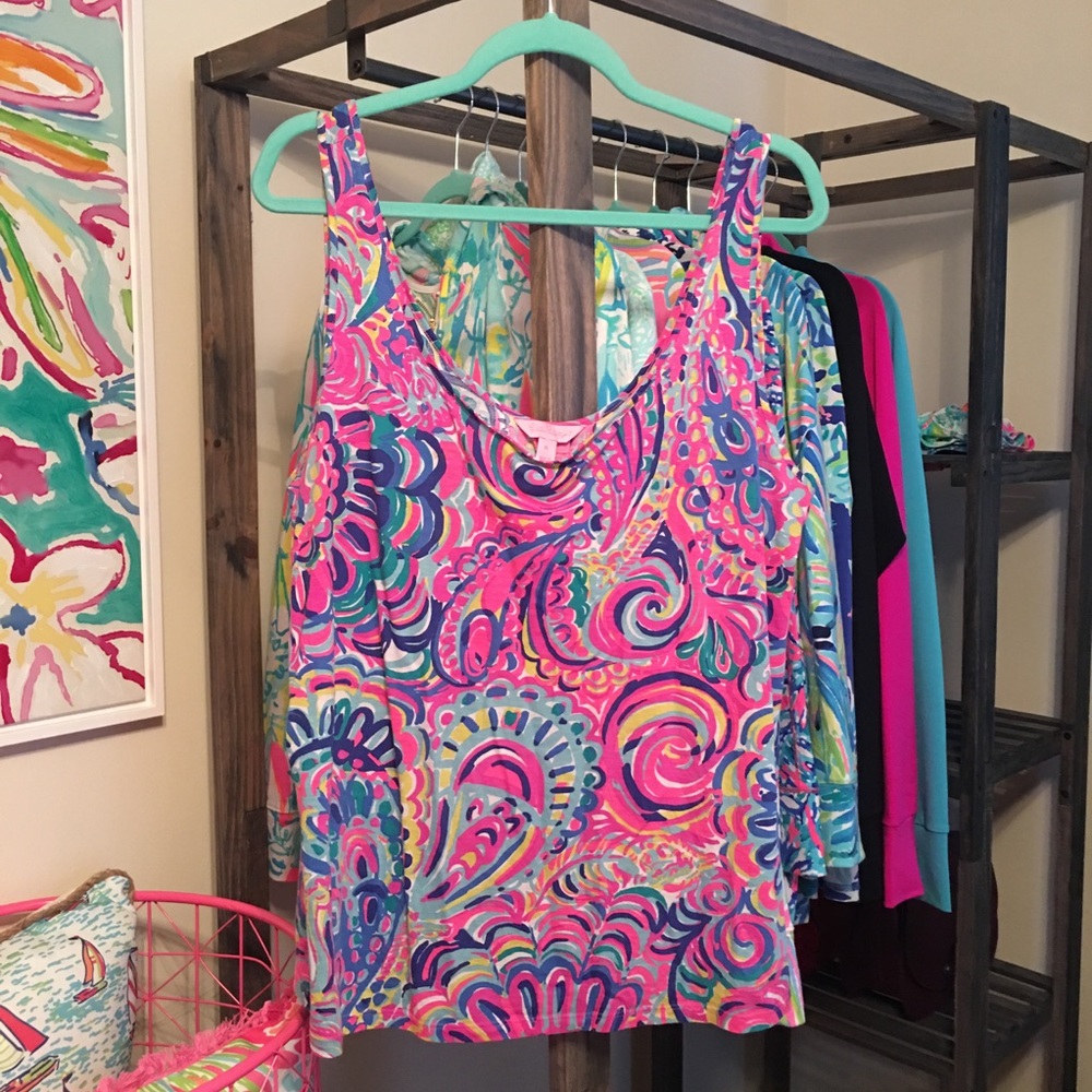 Lilly Tank (READ DESCRIPTION)