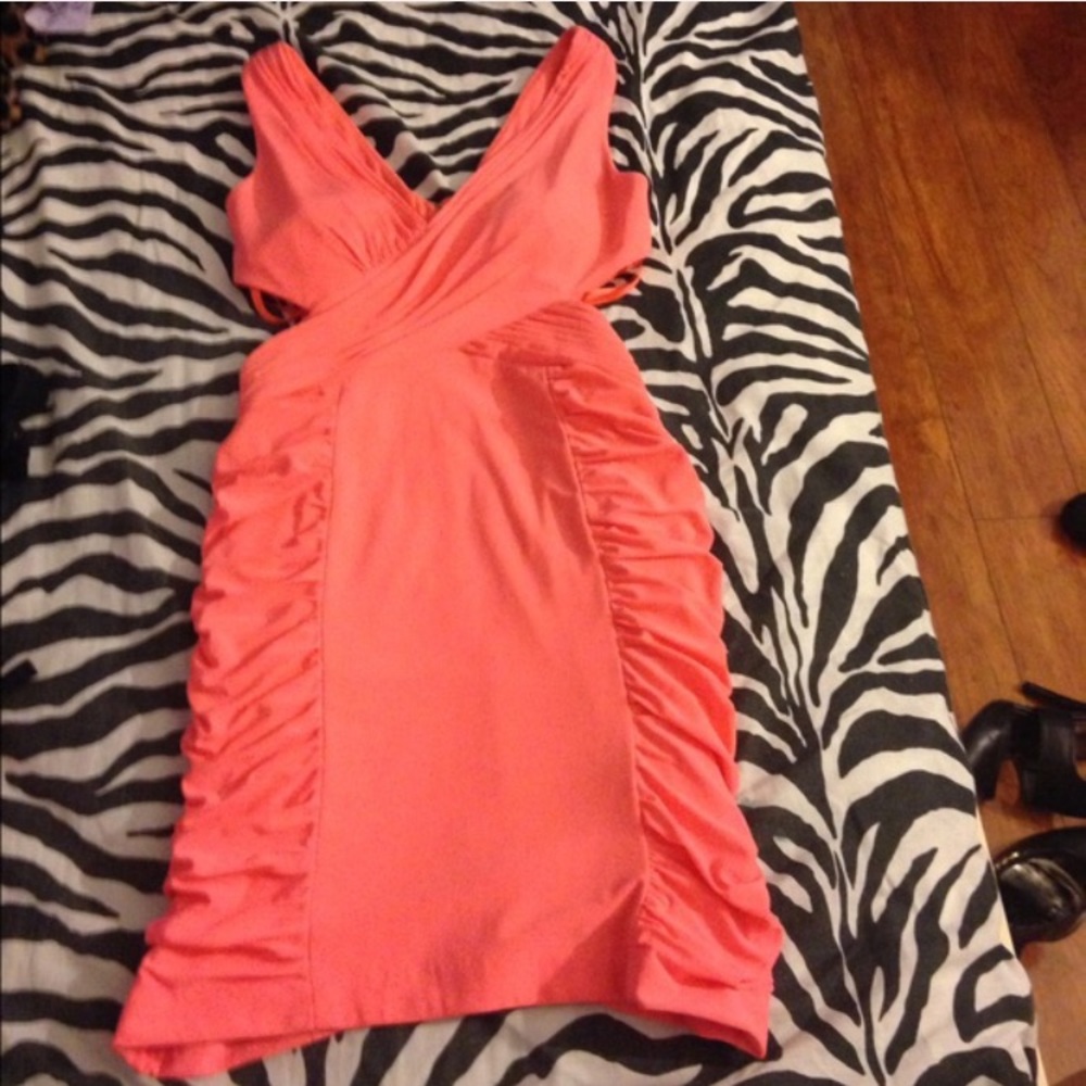 V-neck side-cut dress