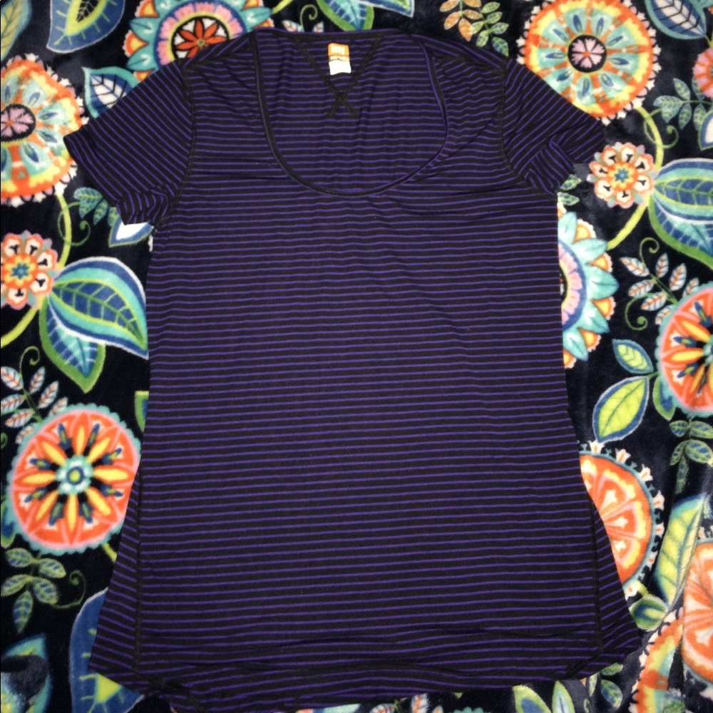 Lucy short sleeve