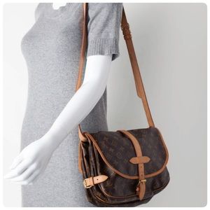 Louis Vuitton Saumur AUTHENTIC Louis Vuitton Saumur AUTHENTIC