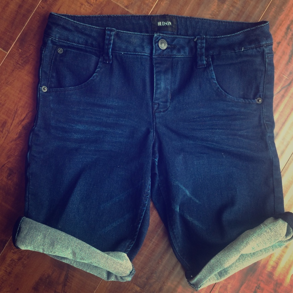 Hudson • Dark Blue Denim • Cuffed Bermuda shorts