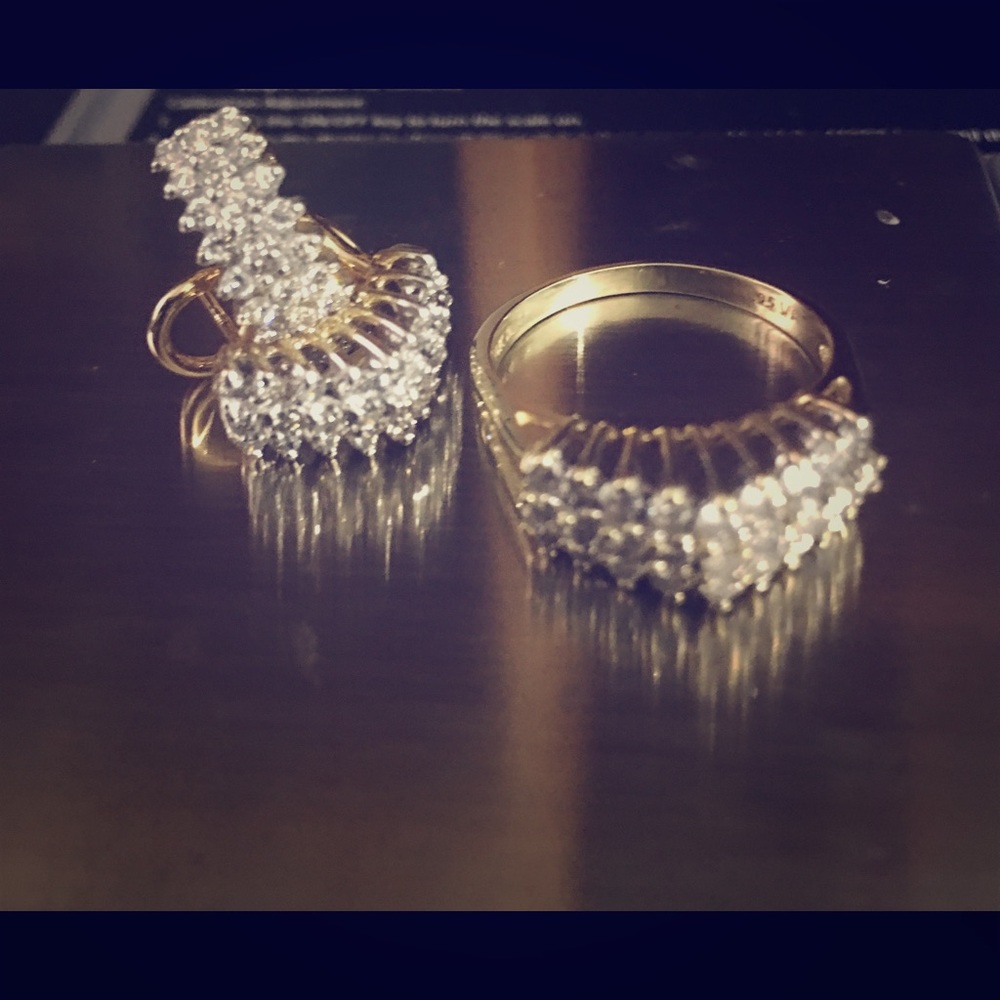 Si-1 diamonds clarity j 14k solid gold set