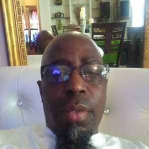 Meet your Posher, Roy