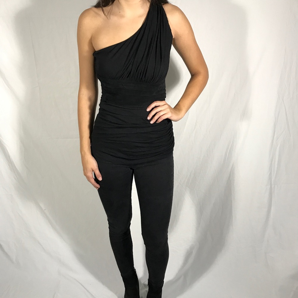 DESIGNER BLACK TOP - NEW WITH TAGS