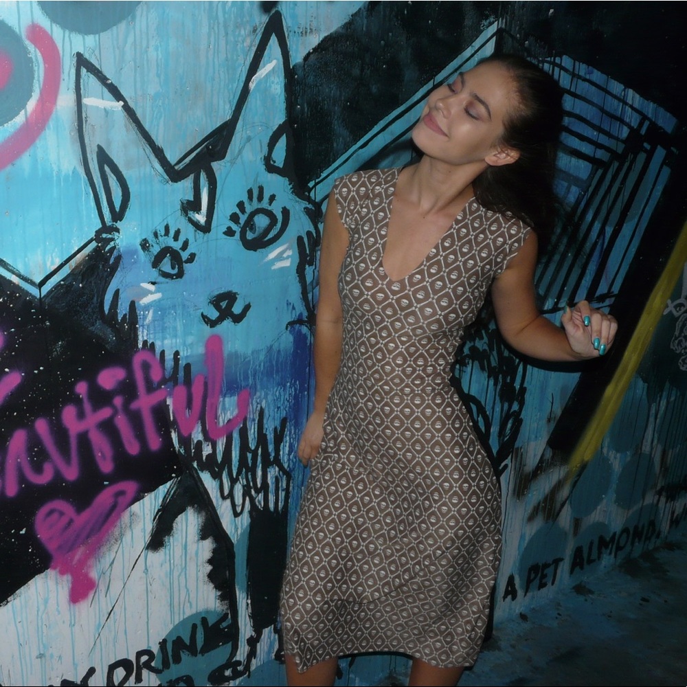 Super fitting stretch skull dress (brand new)