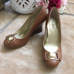 GUESS wedge pumps
