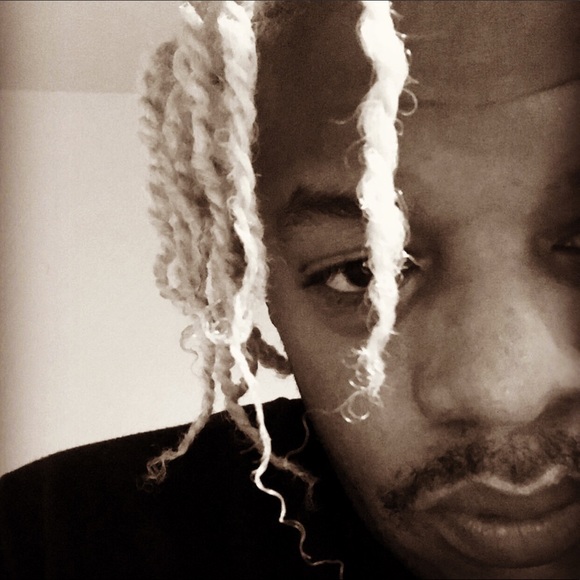 Meet your Posher, Creshaun - Picture 1 of 1