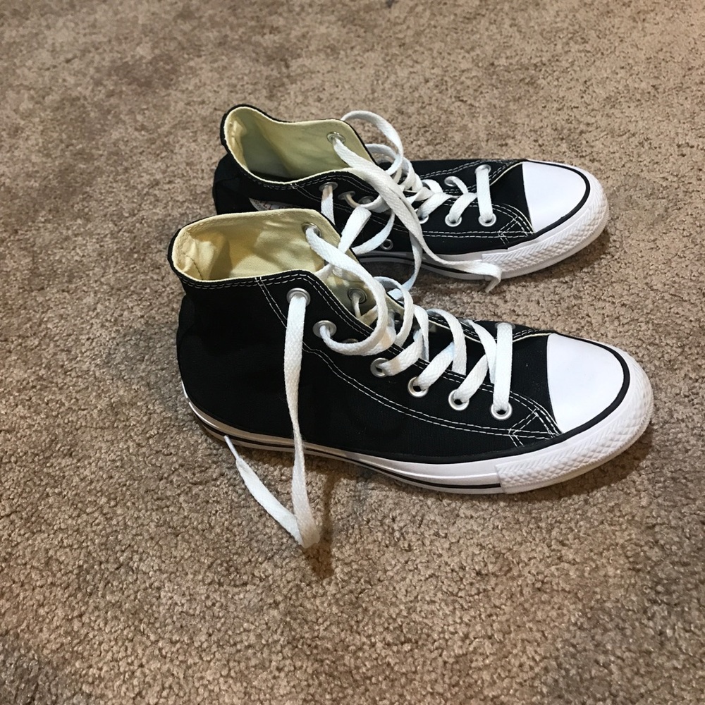 Converse women's size 7 black