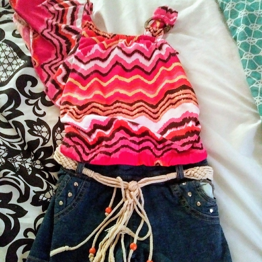Super cute little girls romper