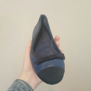 CHANEL womens shoes size 40 BALLET FLATS CAP TOE CHANEL womens shoes size 40 BALLET FLATS CAP TOE