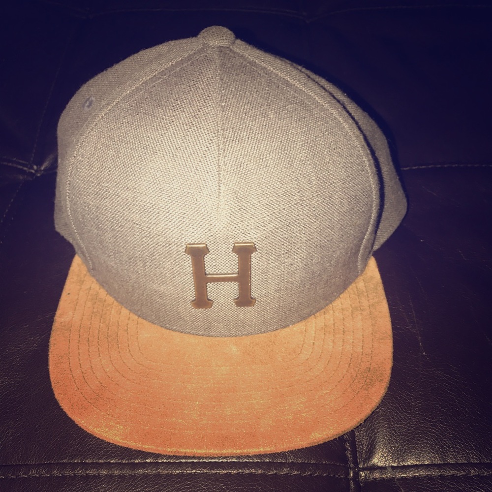 Huf strap back hat