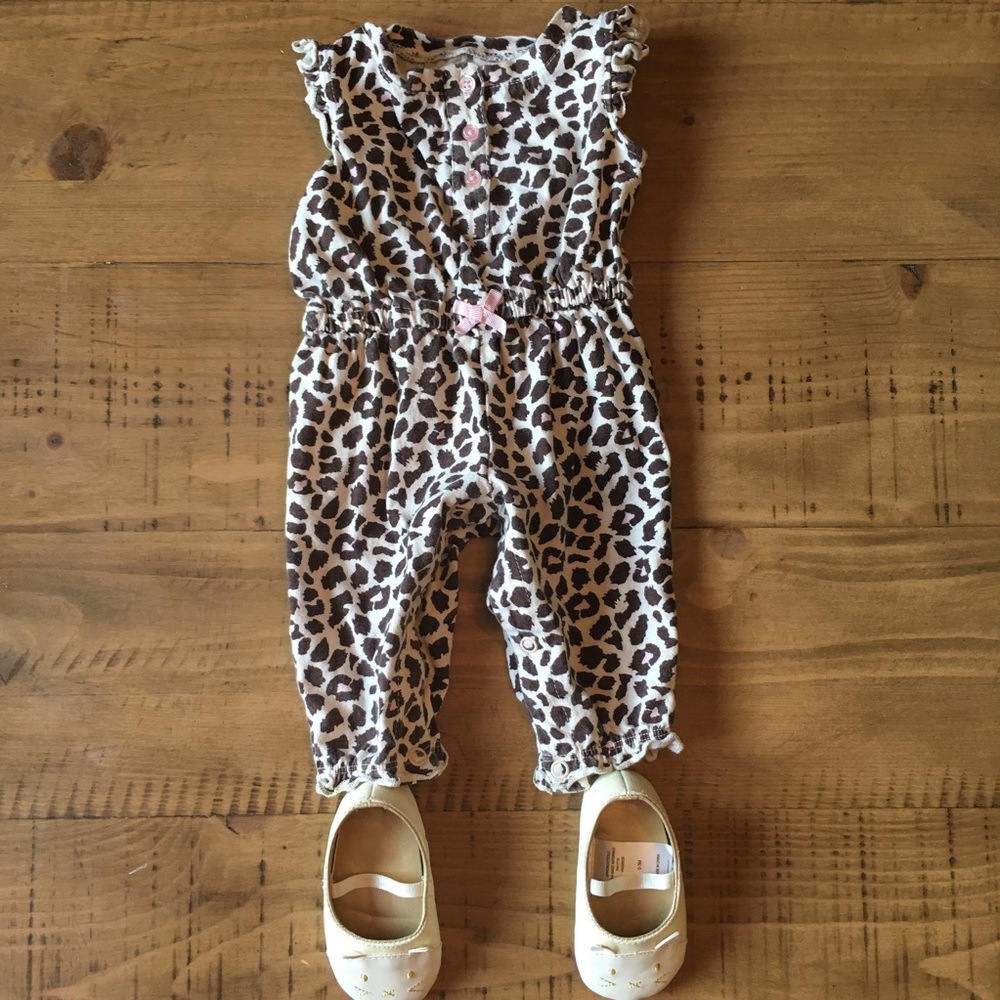 Carter's leopard print Romper /w shoes, size 3 mos