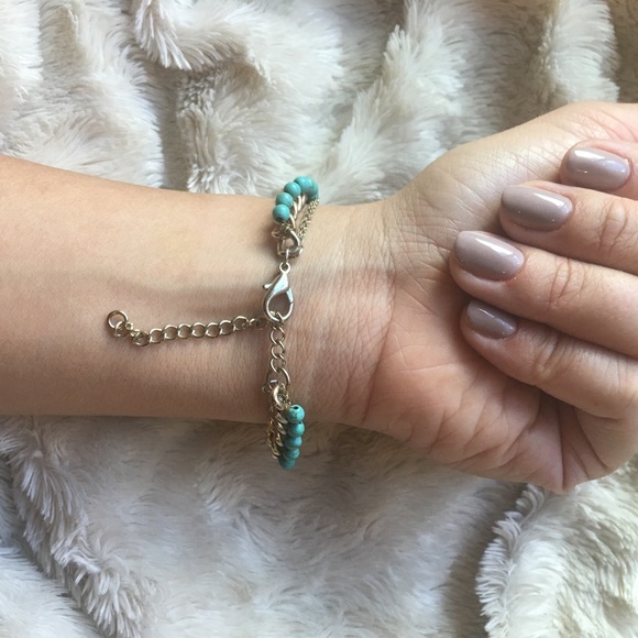 Assorted bracelets - Picture 2 of 7