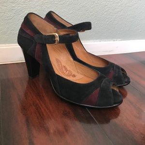 Suede peep toe sofft heels