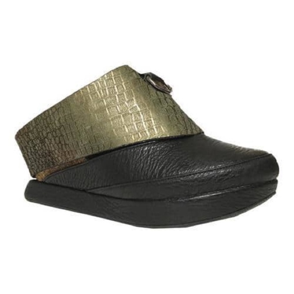 Zarina Reversible Wedge - Picture 3 of 3