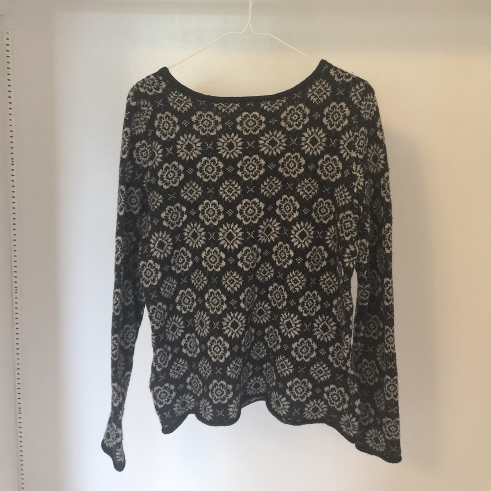 H&M Patterned Sweater - Picture 4 of 5