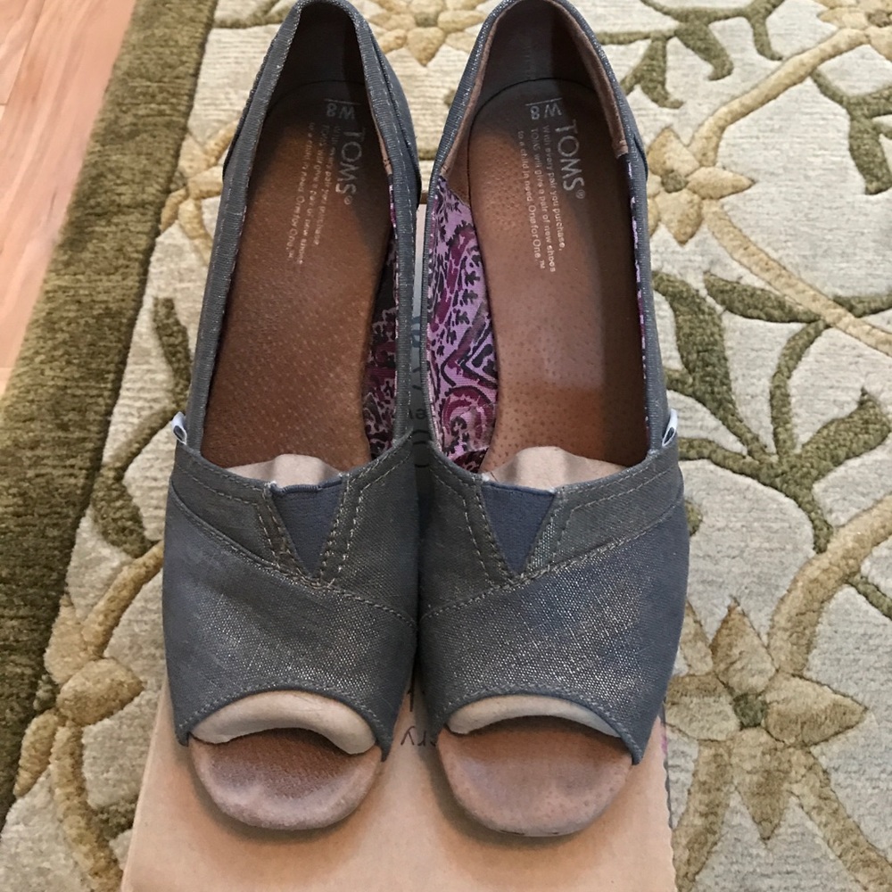 TOMS Silver "Azar" peep toe wedge