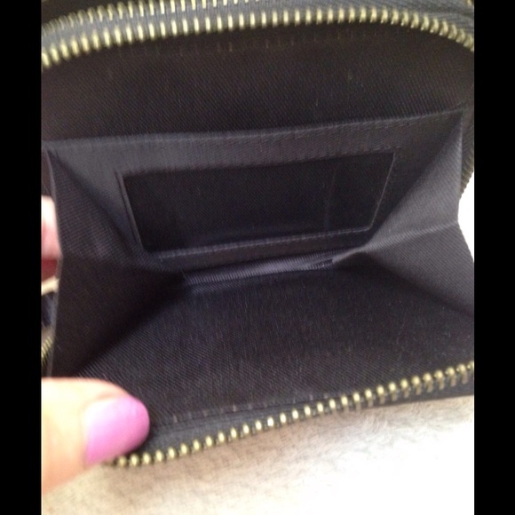 Leather Wristlet, RFID - Picture 4 of 5