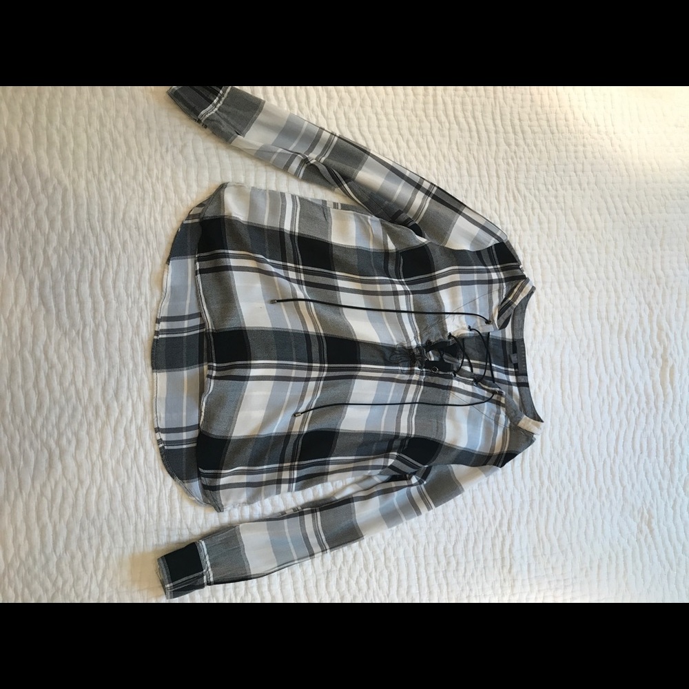 Highline Flannel with crossed up neckline