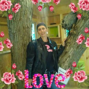 Meet your Posher, Carrie