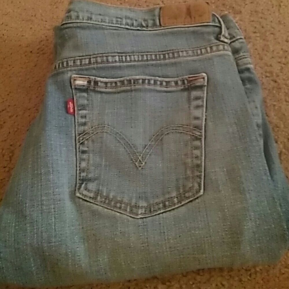 Levis jeans