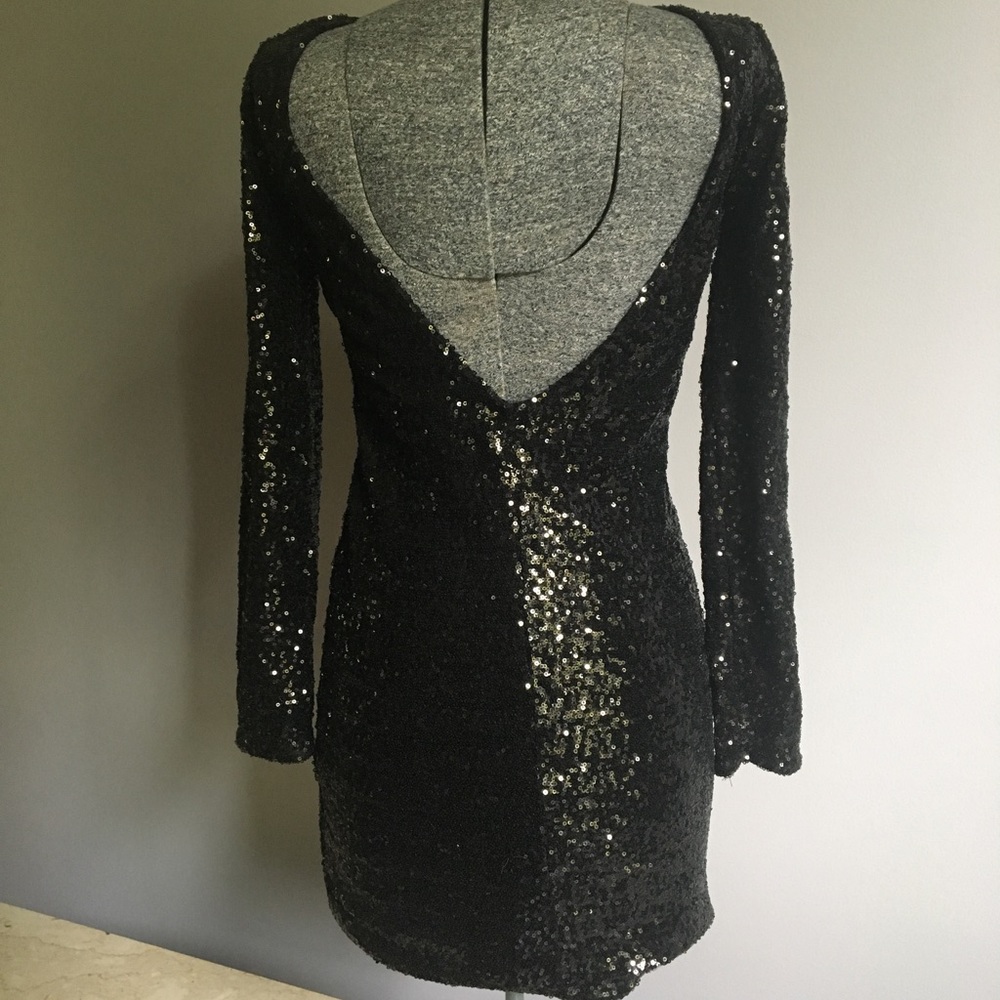 La Cite low back sequin dress - Picture 4 of 5
