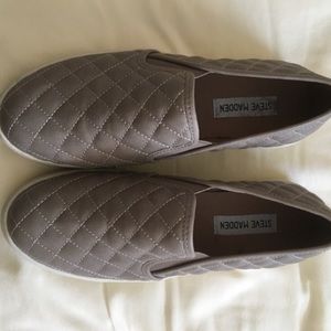 Steve Madden Sneakers