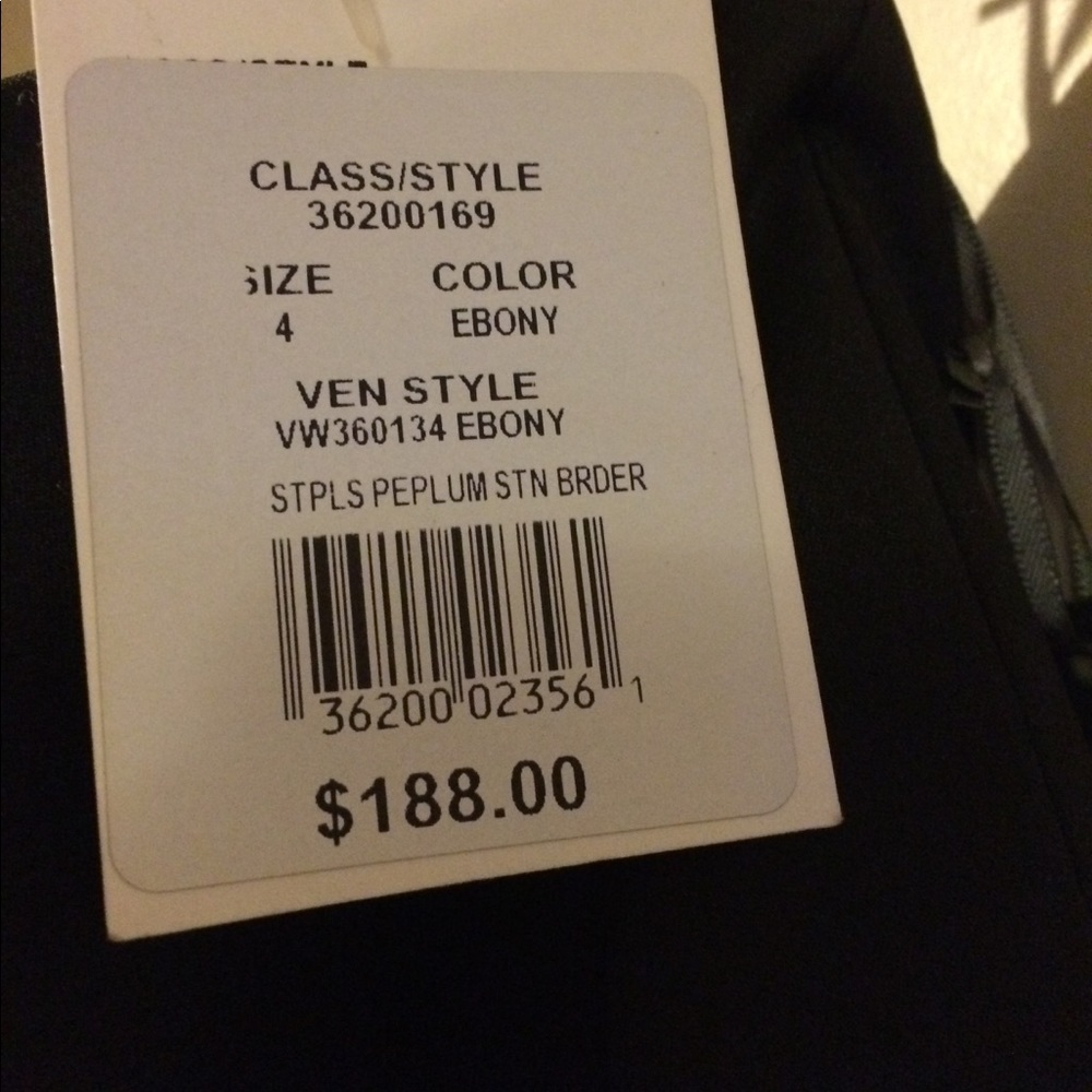 Vera Wang special occasion dress - Picture 2 of 4