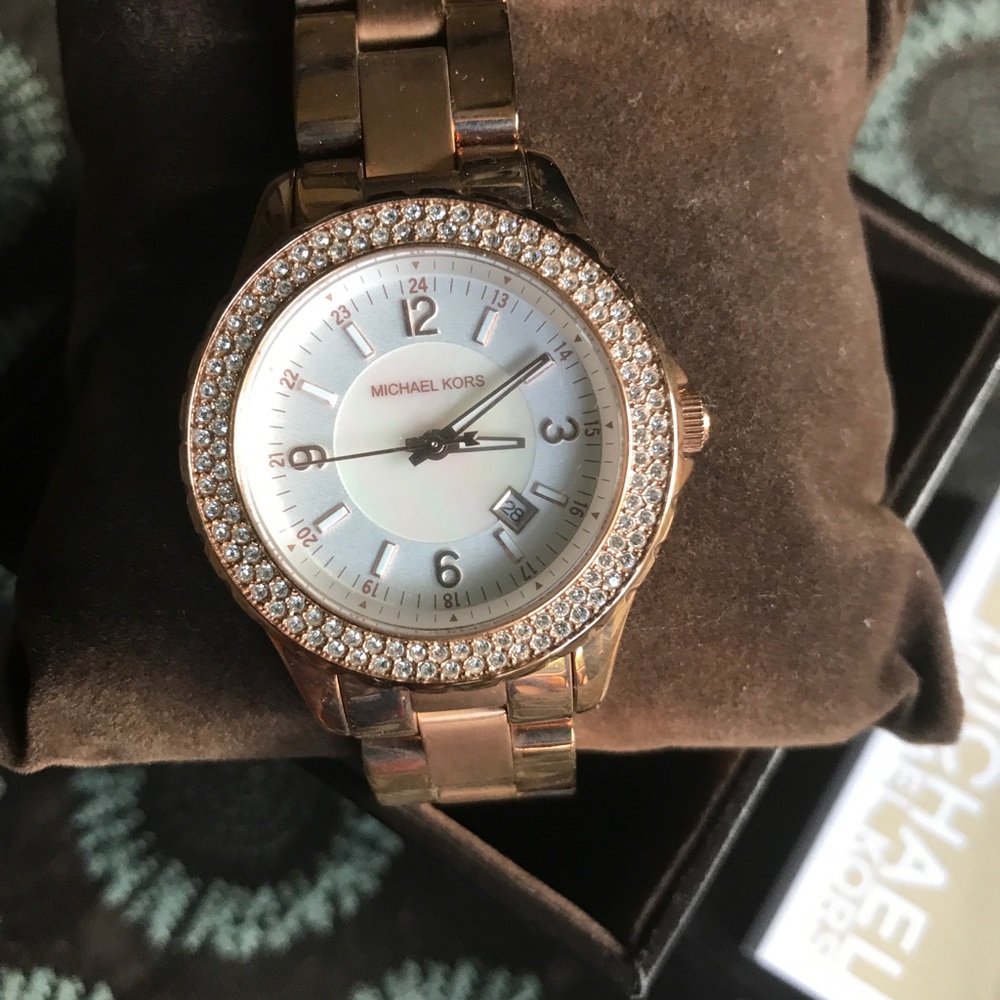 Used Michael kors gold watch