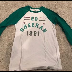 ED SHEERAN LONG SLEEVE SIZE SMALL