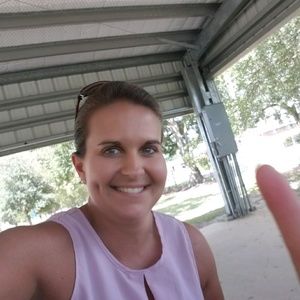 Meet your Posher, Dana