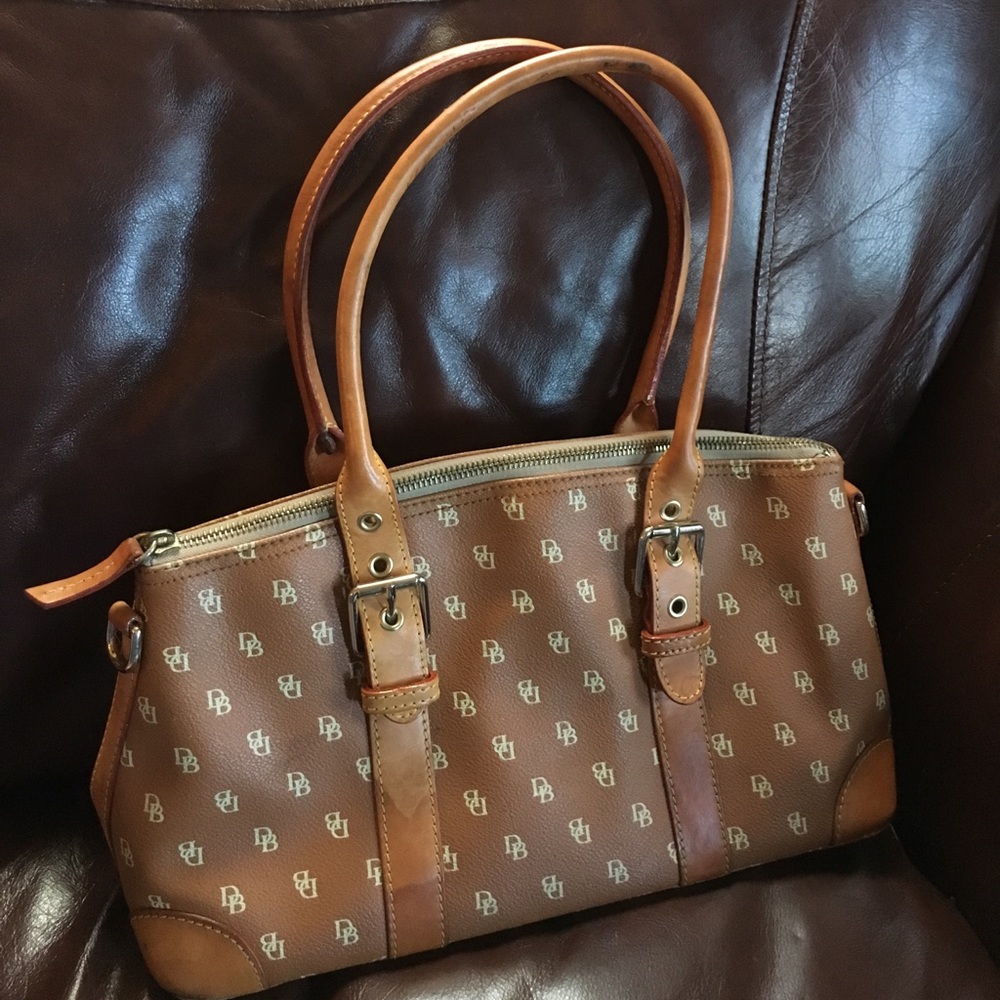Authentic dooney and Bourke purse