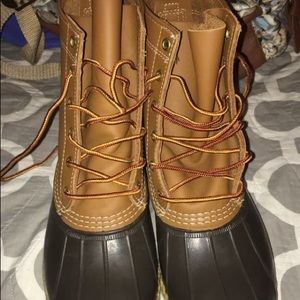 LL bean boots!! Never worn, get yours for the fall