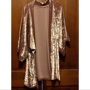 🌹 rose gold crushed velvet kimono robe