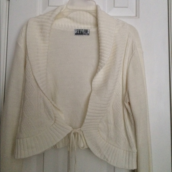 "STUDIO" Women Cream Color Cover Up/Shoulder Wrap - Picture 1 of 5