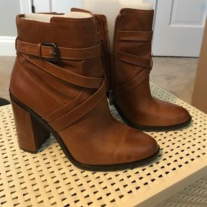 Vince Camuto Booties