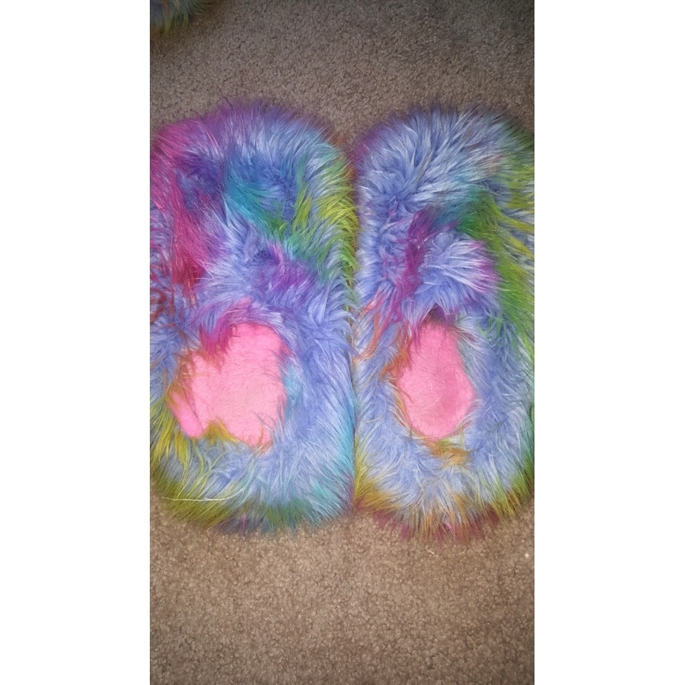 Fluffy Rainbow Slippers