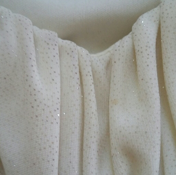 Pretty Dress 🌸 - Picture 4 of 7