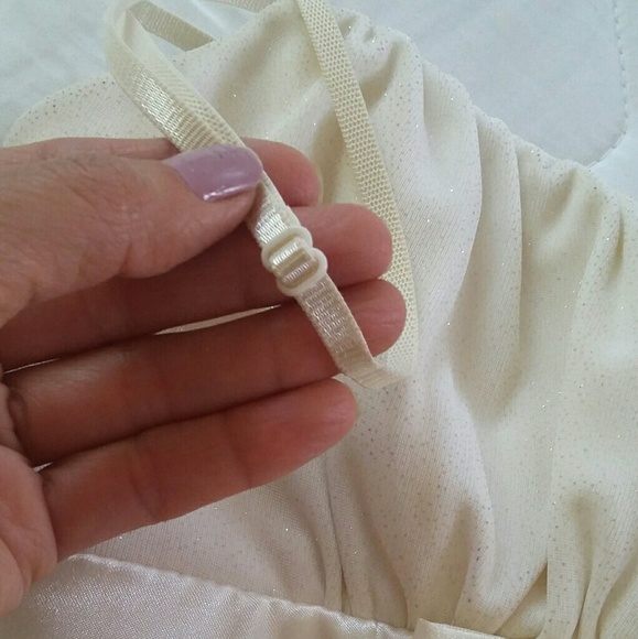 Pretty Dress 🌸 - Picture 5 of 7