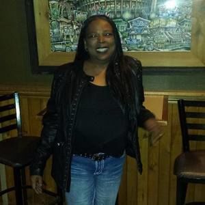 Meet your Posher, Esther