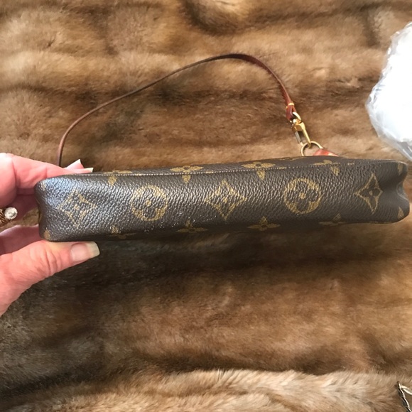 Sold Sold Sold Sold - Picture 4 of 8