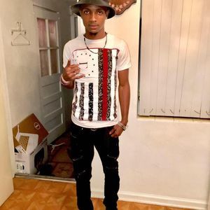 Meet your Posher, Delano