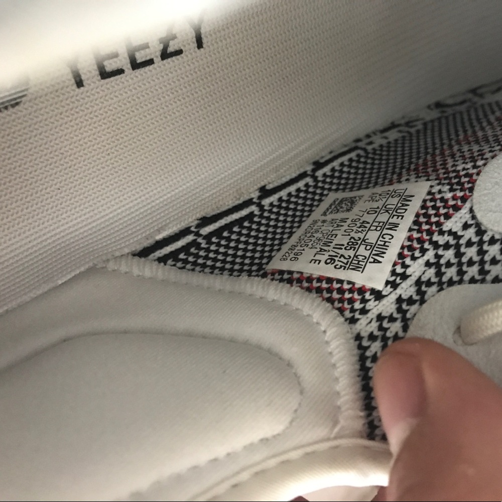 Yeezy 350 boosts like new - Picture 3 of 7