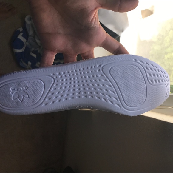 Yeezy 350 boosts like new - Picture 6 of 7