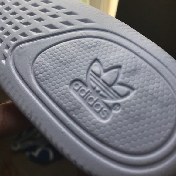 Yeezy 350 boosts like new - Picture 7 of 7