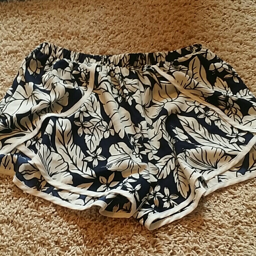 High wasted shorts